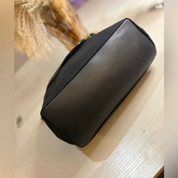 Salvatore Ferragamo Black and Gold Accent Bag - Picture 16 of 17